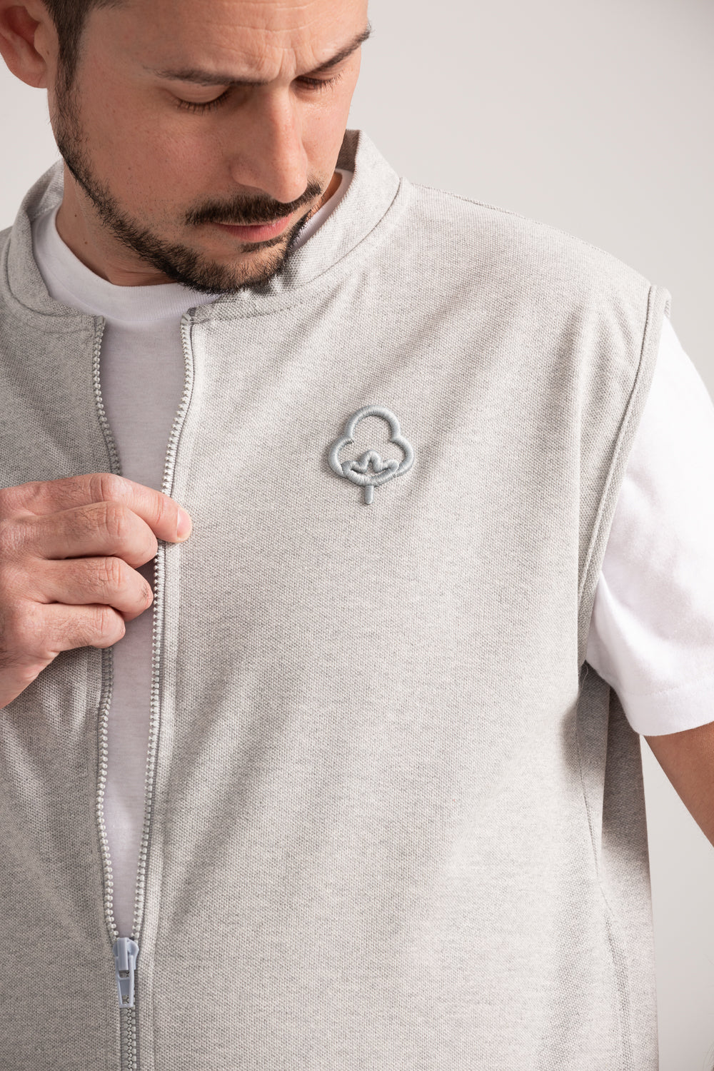 Chaleco piqué Gris